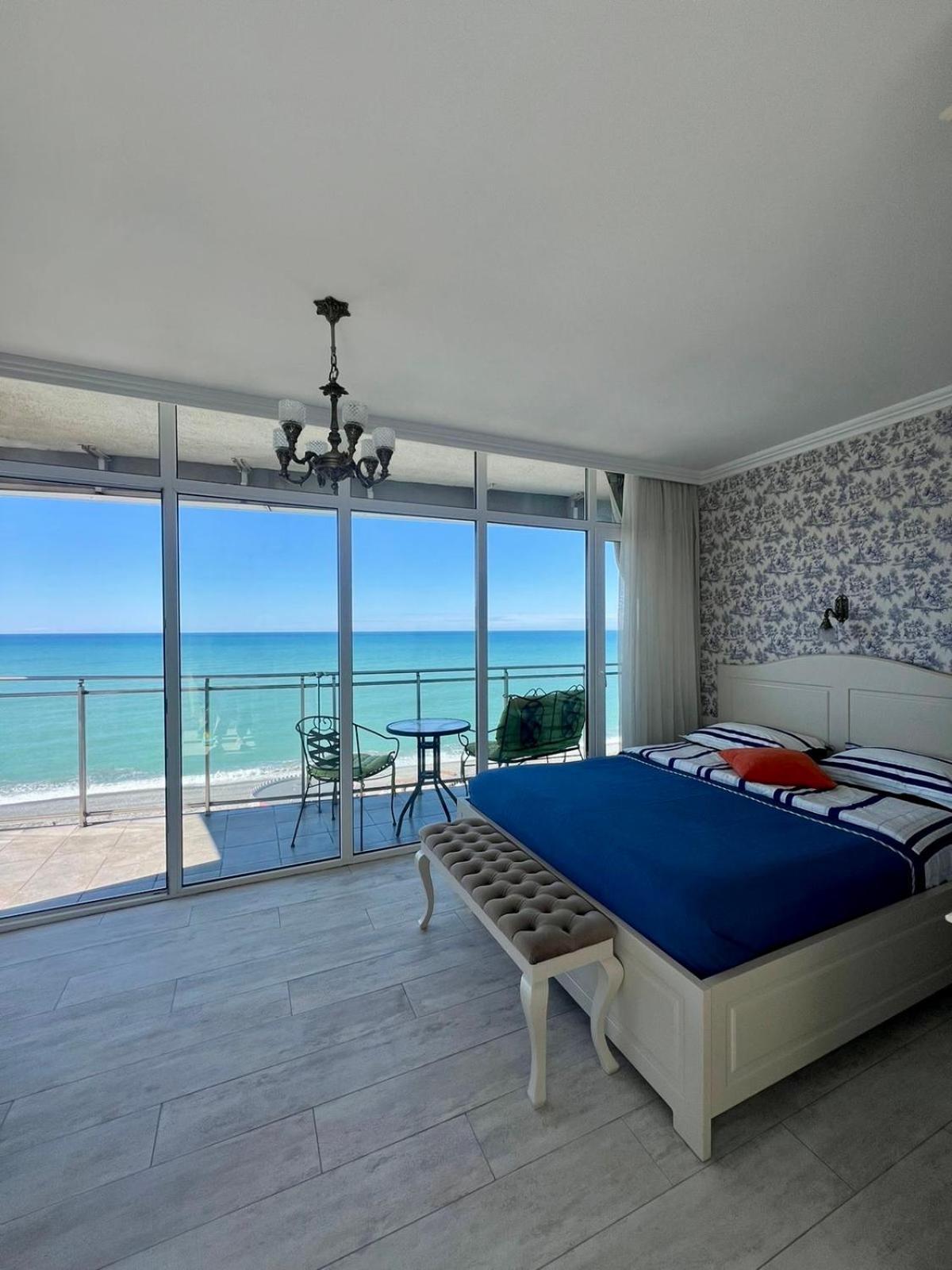 Apartment Batumi Weekend Bagian luar foto